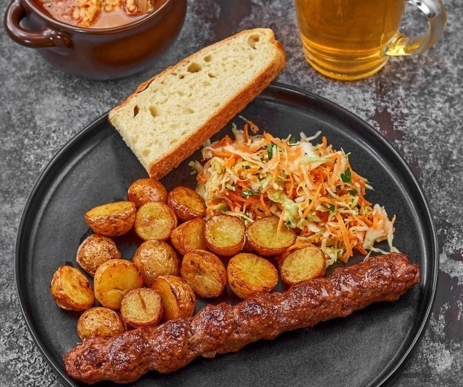 Обед с люля из свинины+чай