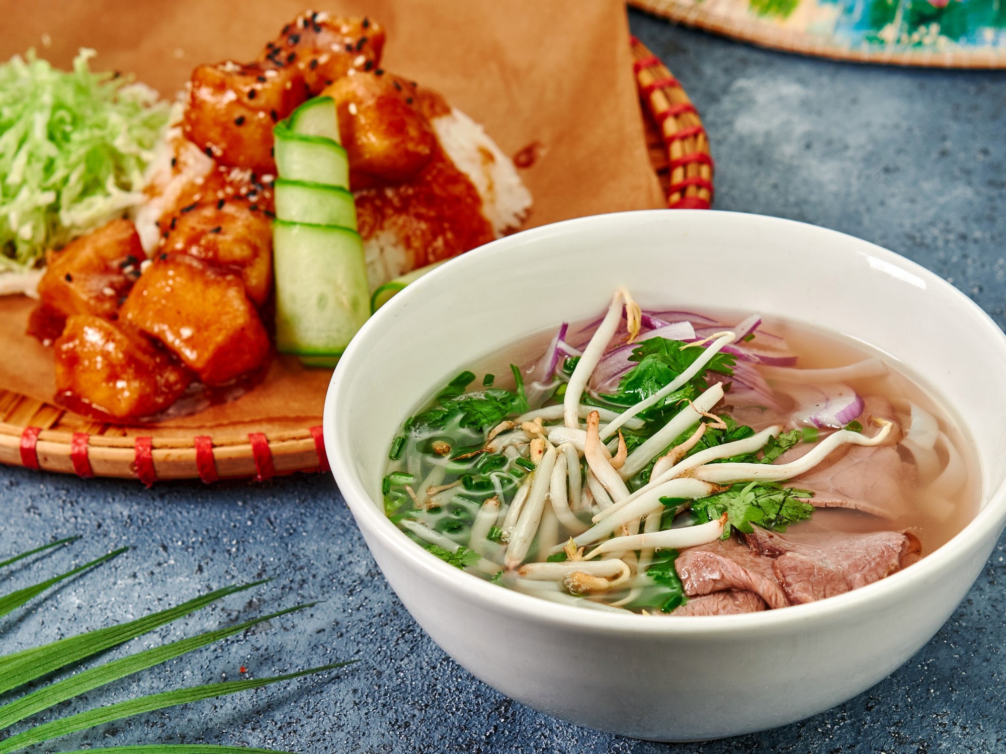 Комплексный обед. Рыбный соус для ФО бо. Обед суп. Вьетнамский обед. Ланч улан удэ